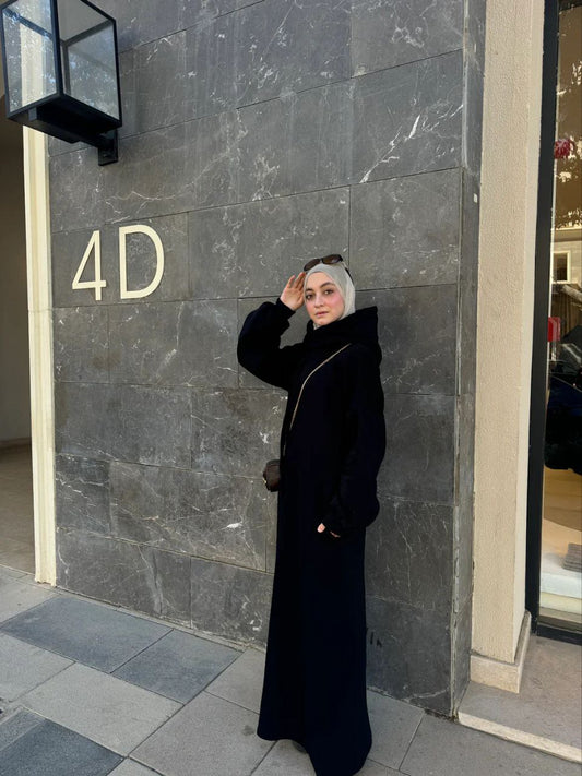 هودي طويلة بأناقة عملية وراحة مثالية